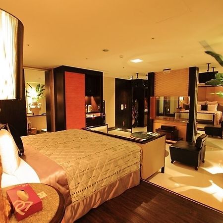 Discovery Motel - Nangang Tajpej Kültér fotó